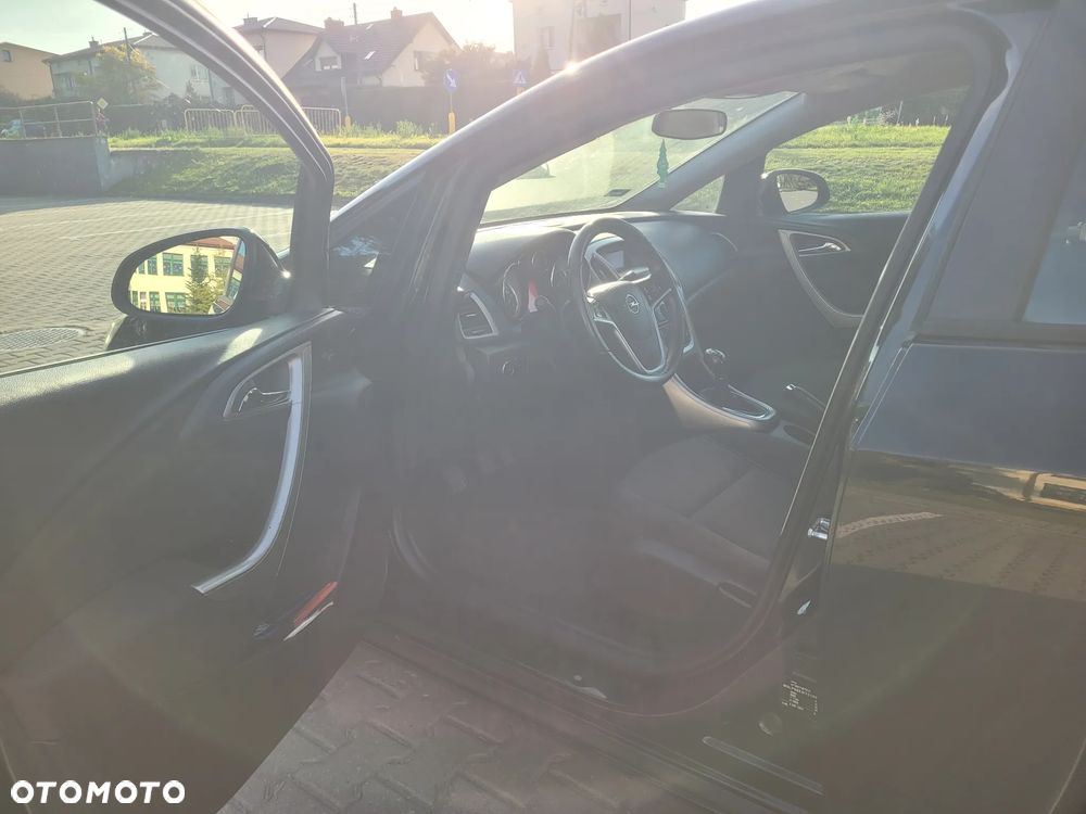 Opel Astra - 9