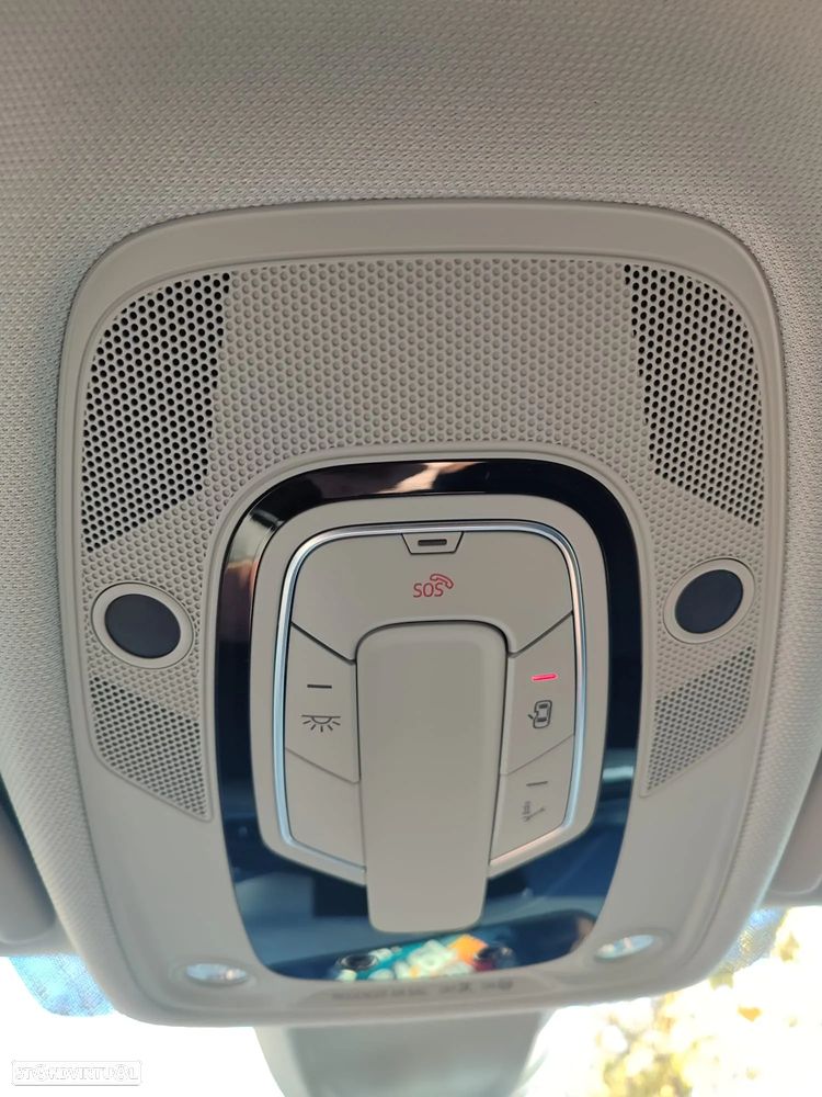 Audi A4 Avant 2.0 TDI Advance S tronic - 5