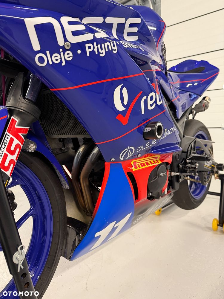 Yamaha R3 - 26