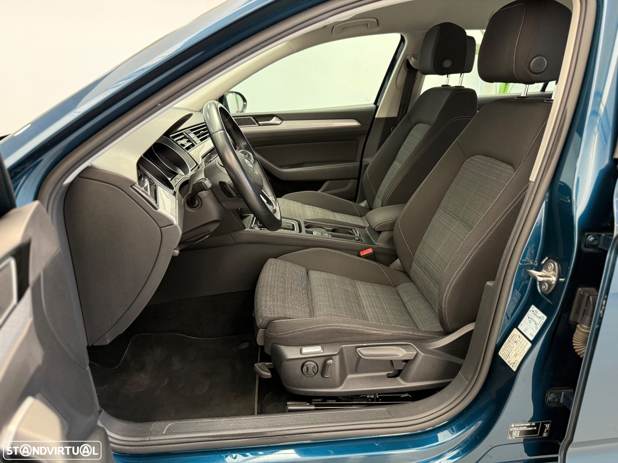 VW Passat Variant 1.6 TDI Confortline DSG - 7