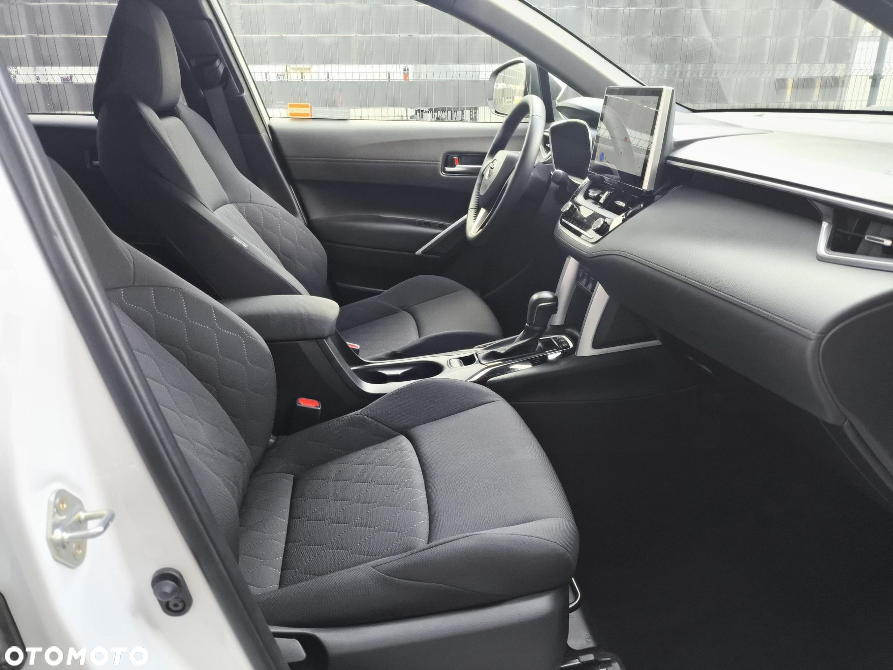 Toyota Corolla Cross 2.0 Hybrid Style - 9