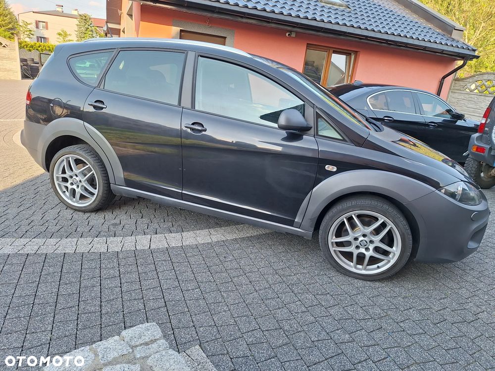 Seat Altea XL 2.0 TDI 4x4 Freetrack - 4