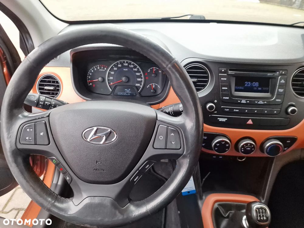 Hyundai i10 1.2 Trend - 16