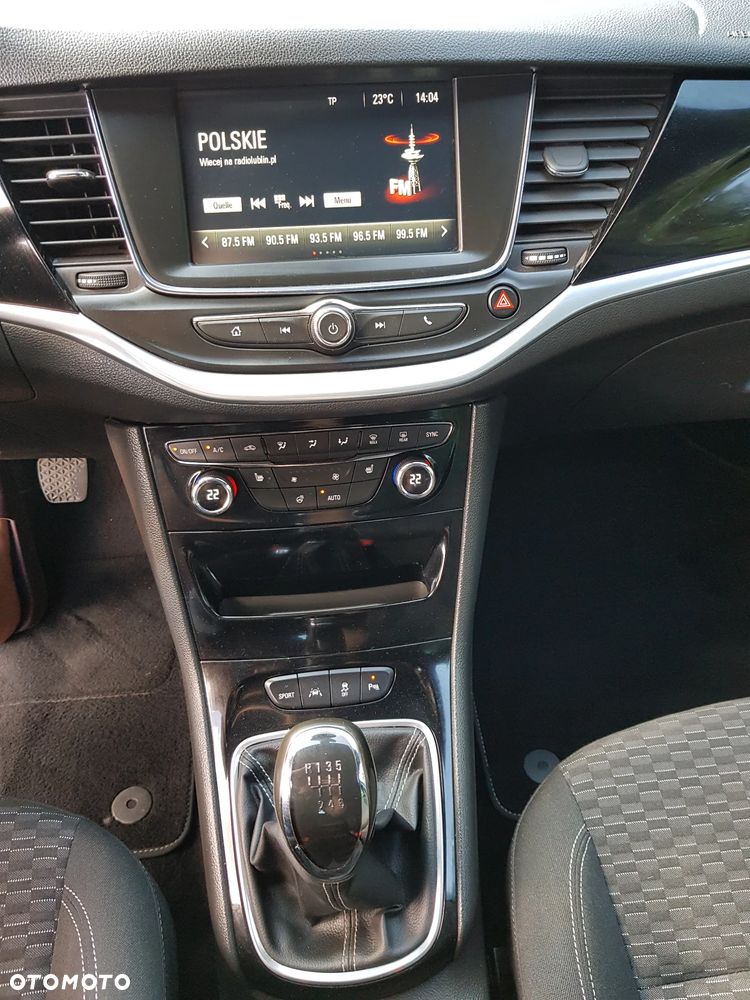 Opel Astra 1.4 Turbo Edition - 28