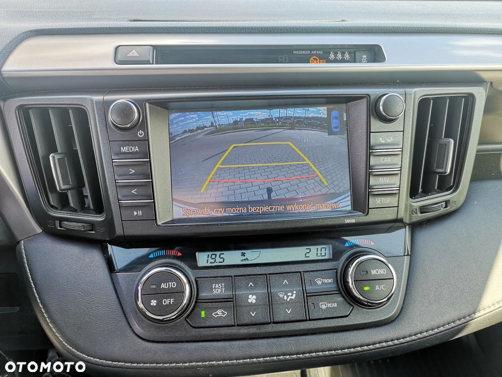 Toyota RAV4 2.0 D-4D Premium 4x2 - 25