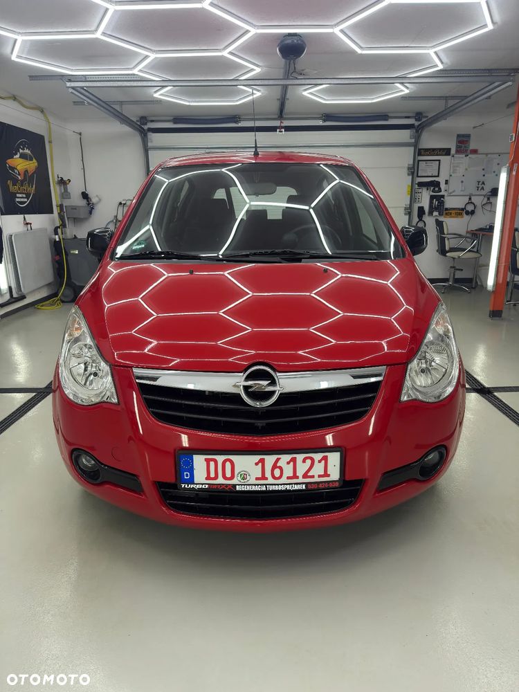 Opel Agila 1.0 - 3