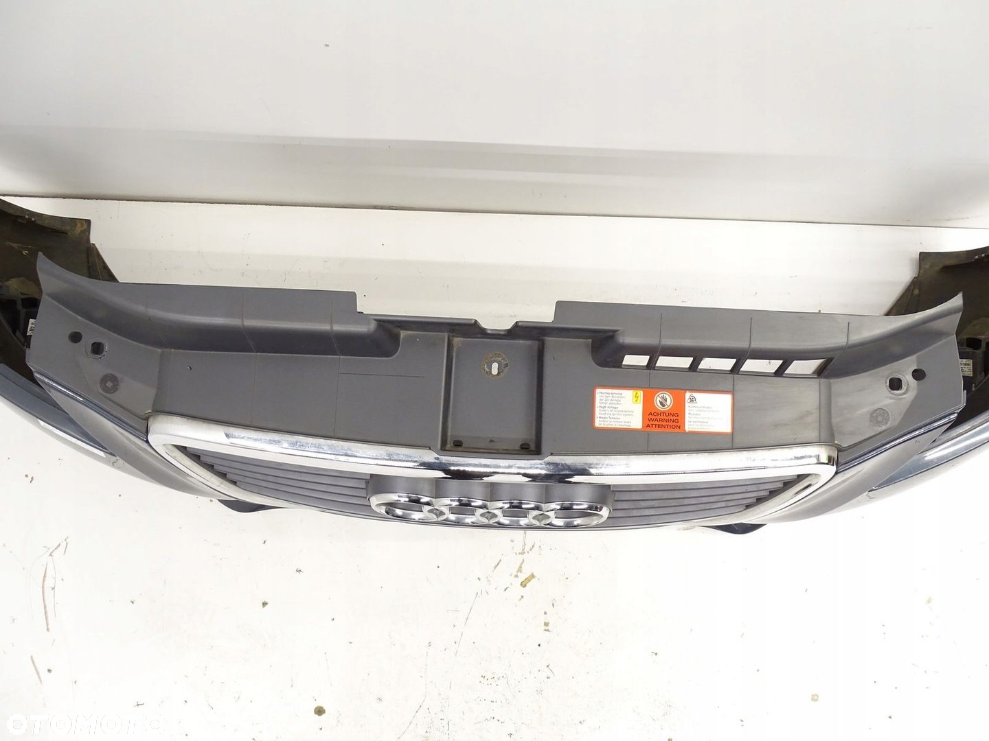 KPL ZDERZAK PRZÓD PRZEDNI AUDI A3 8P LIFT S-LINE LZ7H 08R- - 10