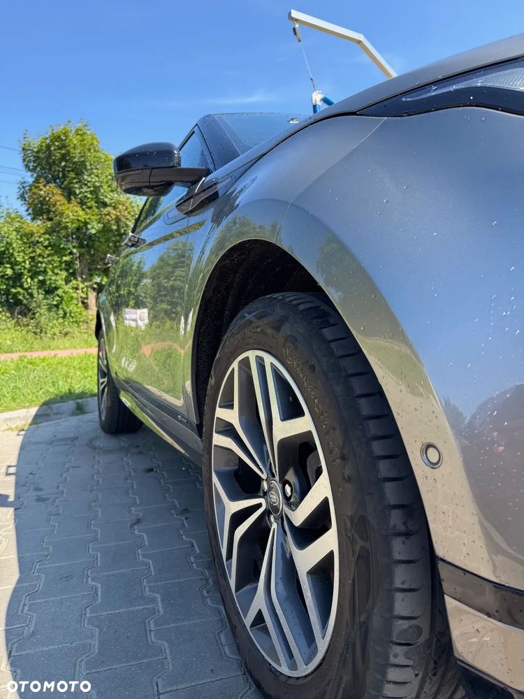 Land Rover Range Rover Evoque 2.0 D180 mHEV R-Dynamic - 4