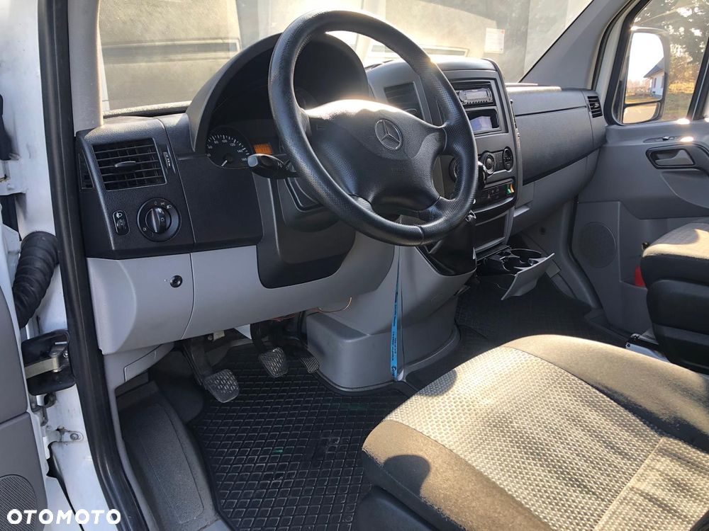 Mercedes-Benz Sprinter - 6