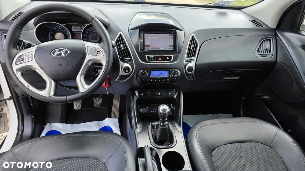 Hyundai ix35 1.6 2WD Fifa World Cup Edition - 19