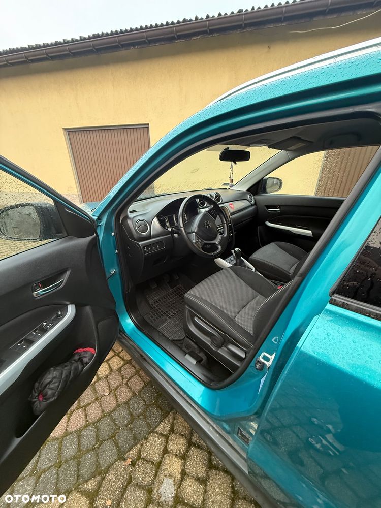 Suzuki Vitara 1.6 Comfort 2WD - 13