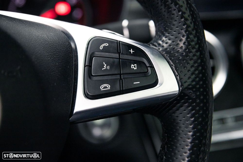 Mercedes-Benz GLC 350 e 4Matic 7G-TRONIC AMG Line - 31