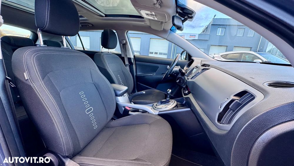 Kia Sportage 2.0 CRDI 4WD Automatik Dream-Team Edition - 21