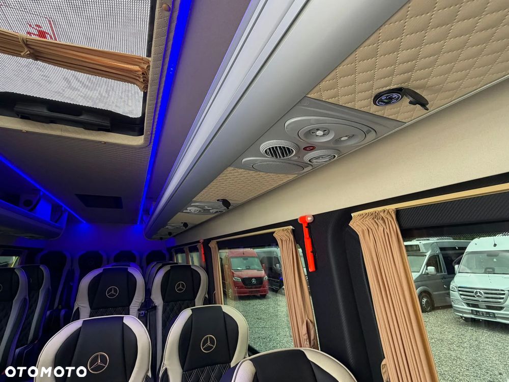 Mercedes-Benz Sprinter 519 - 24