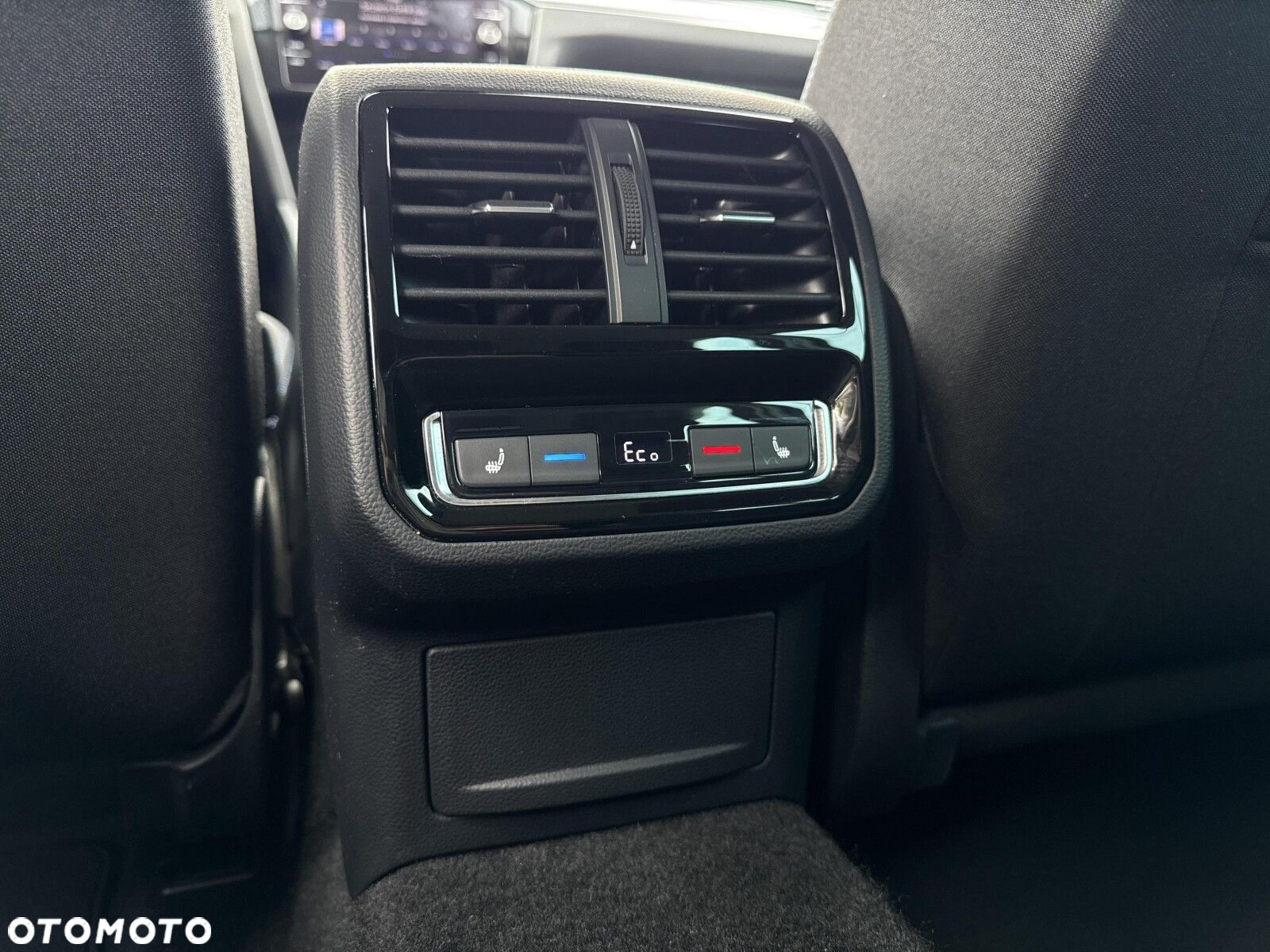 Volkswagen Passat 1.4 TSI Plug-In Hybrid GTE DSG - 37