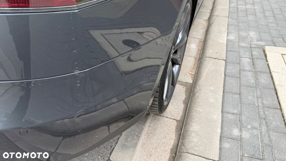Tesla Model S - 27