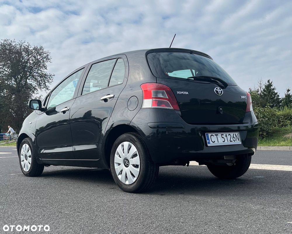 Toyota Yaris 1.33 VVT-i - 3