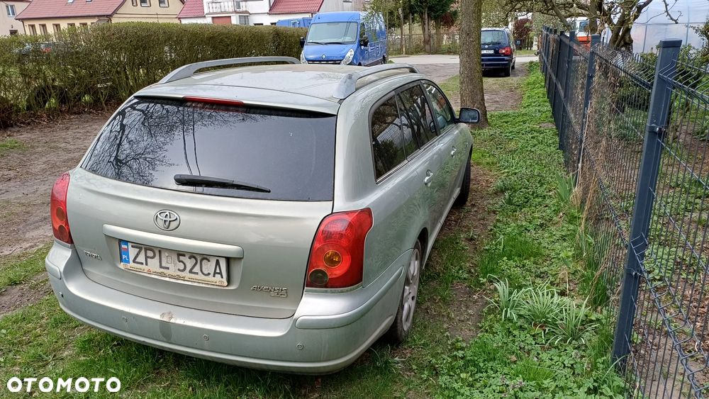 Toyota Avensis - 3