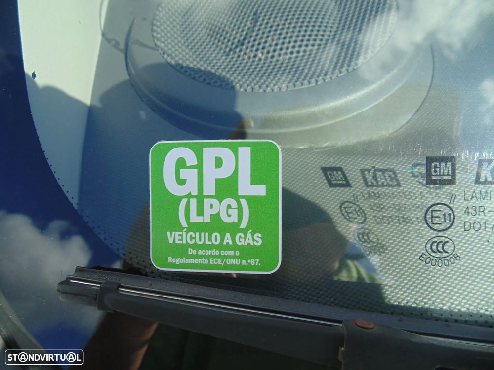 Chevrolet Spark 1.0 LS Bi-Fuel - 28