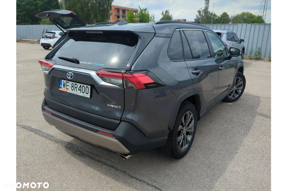 Toyota RAV4 - 3