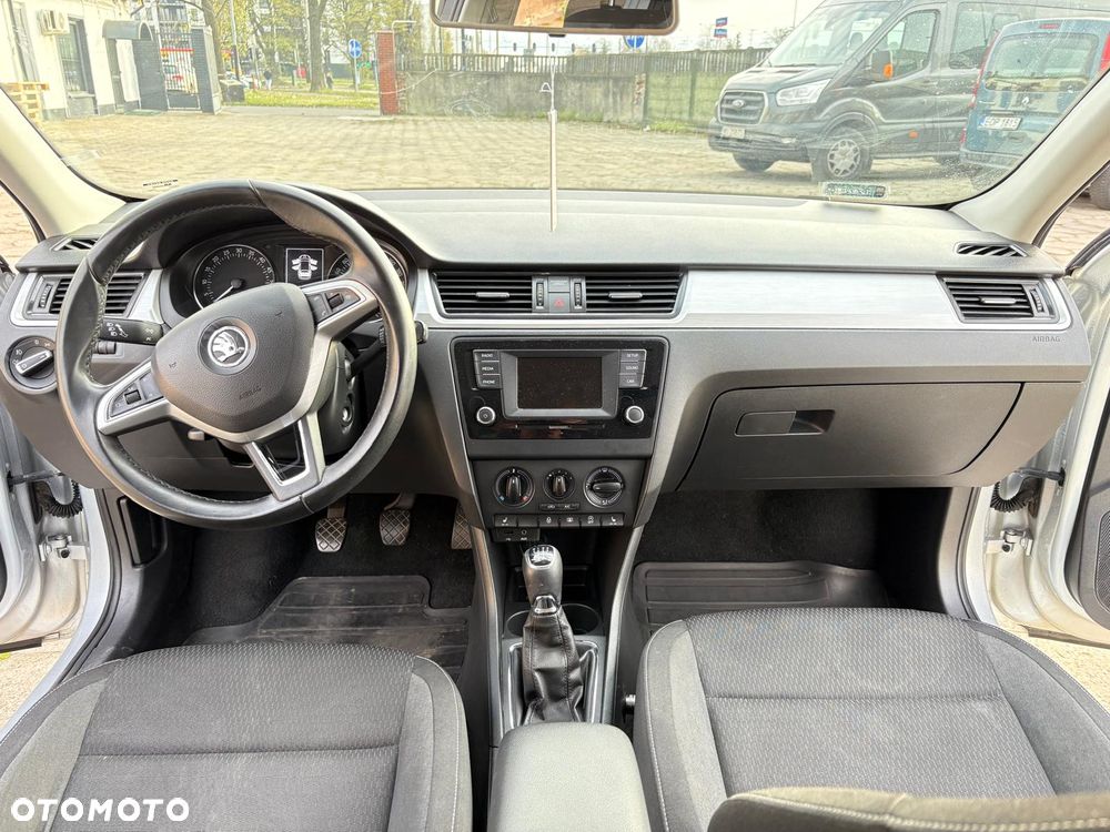 Skoda RAPID 1.6 TDI DPF Ambition - 6