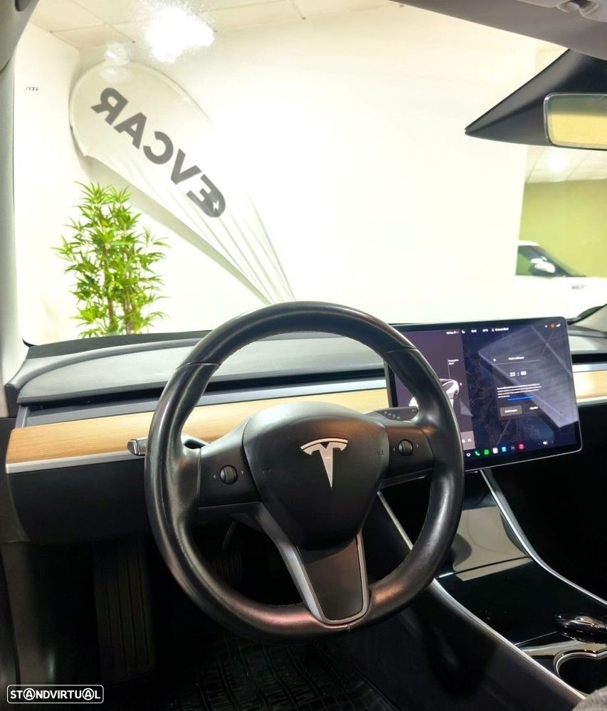 Tesla Model 3 Standard Range Plus RWD - 14
