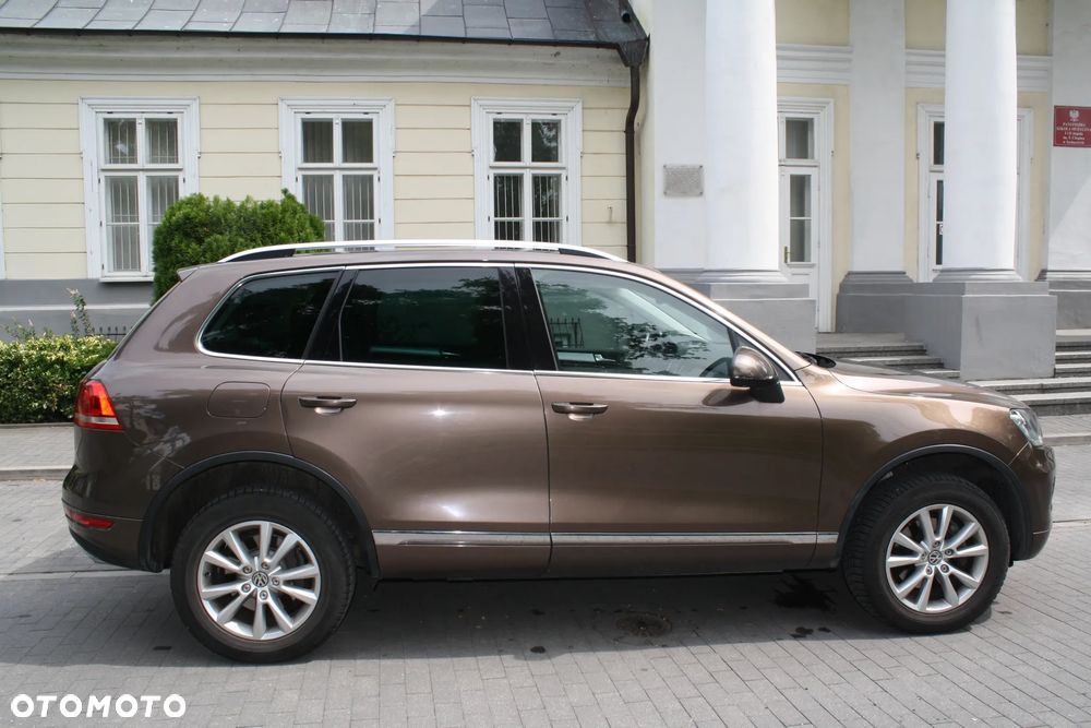 Volkswagen Touareg 3.0 V6 TDI BMT Perfectline R-Style - 9