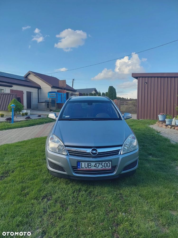 Opel Astra 1.7 CDTI Enjoy - 1