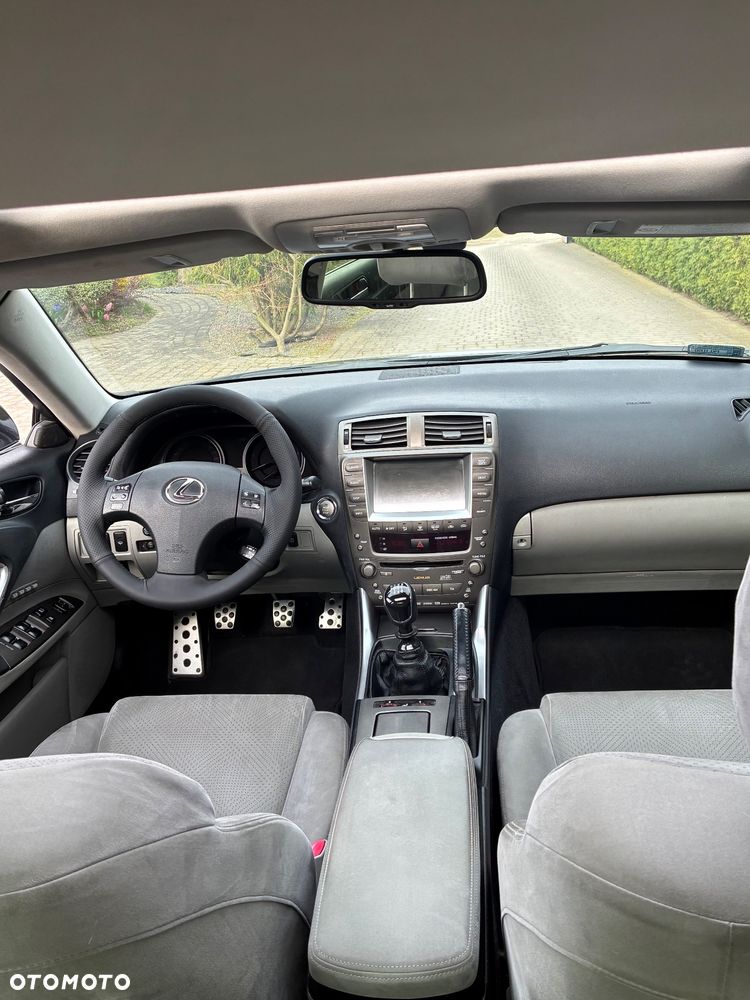 Lexus IS 220 D Sport - 8