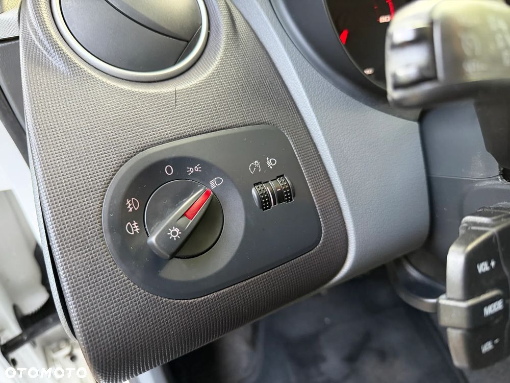 Seat Ibiza ST 1.4 16V Style - 35