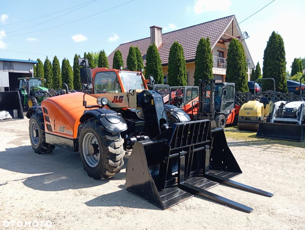 JLG Ładowarka teleskopowa JLG 3707 PS - 2