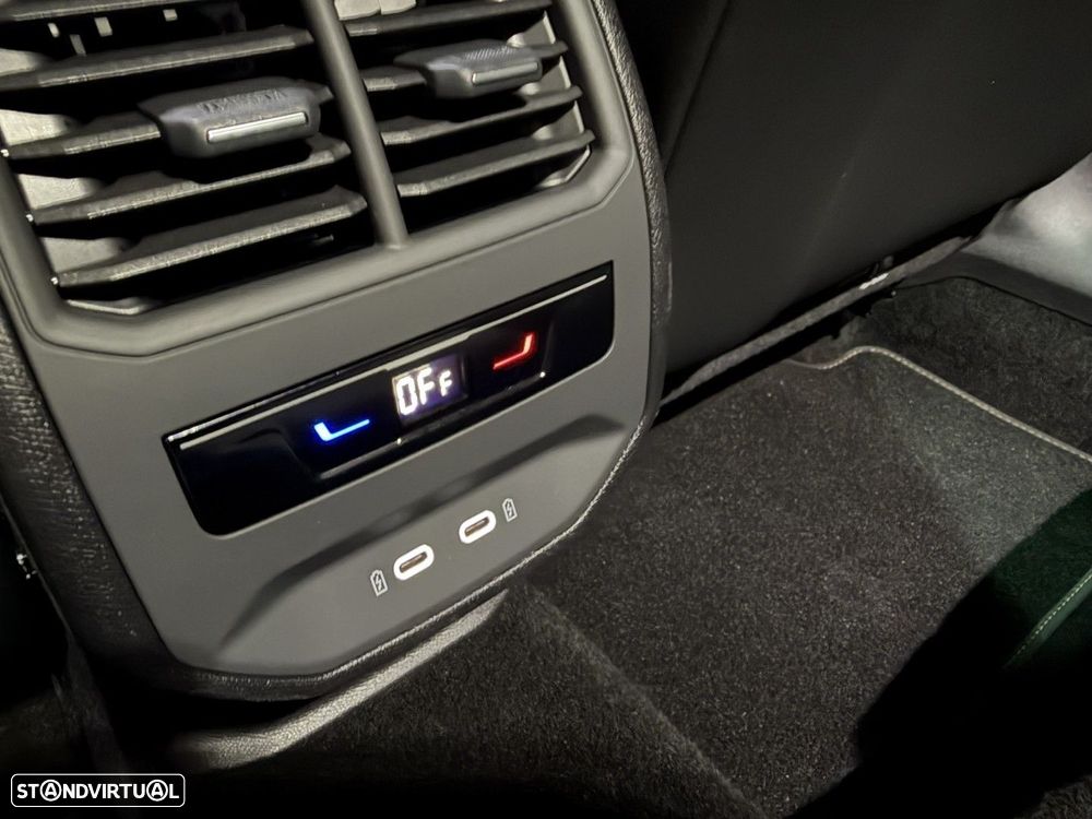 Cupra Leon 1.5 e-Hybrid DSG - 23