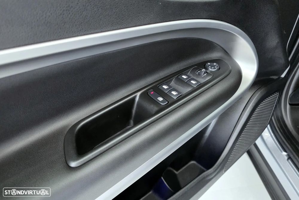 Jeep Avenger 54 kWh Summit Plus - 9