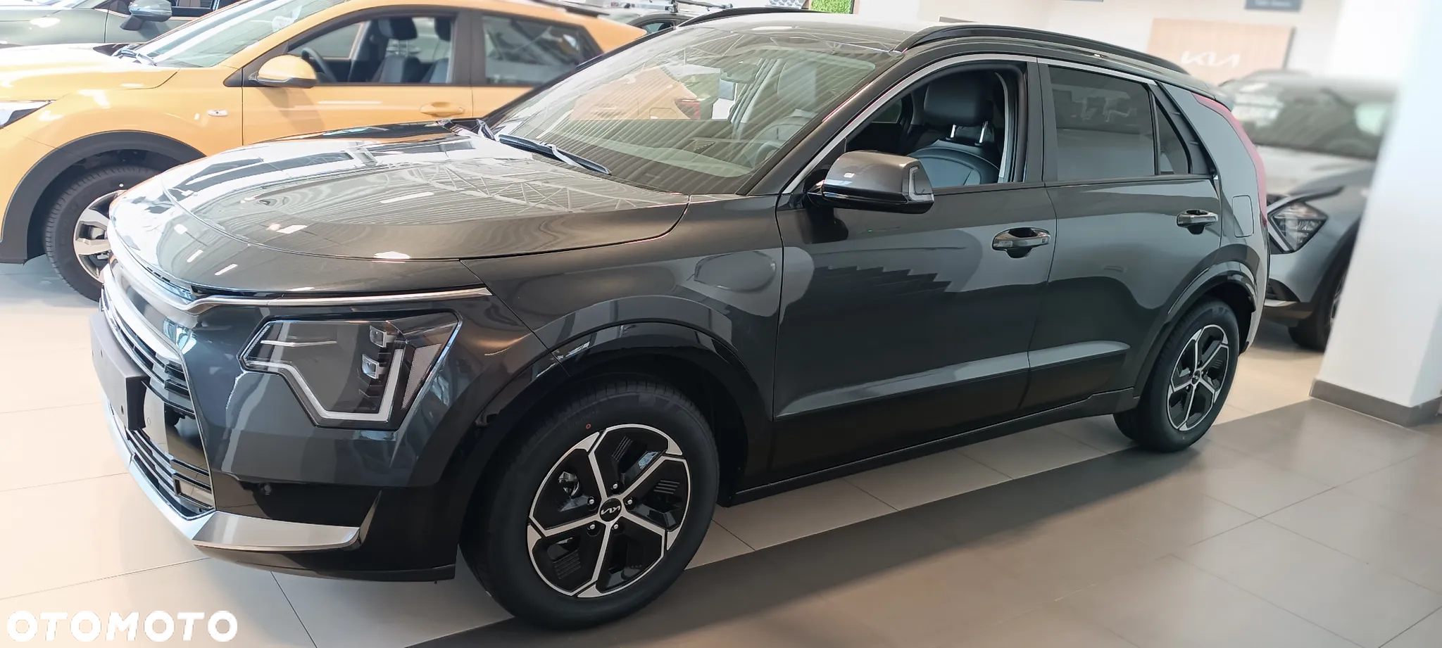 Kia Niro 1.6 GDI Hybrid L - 2