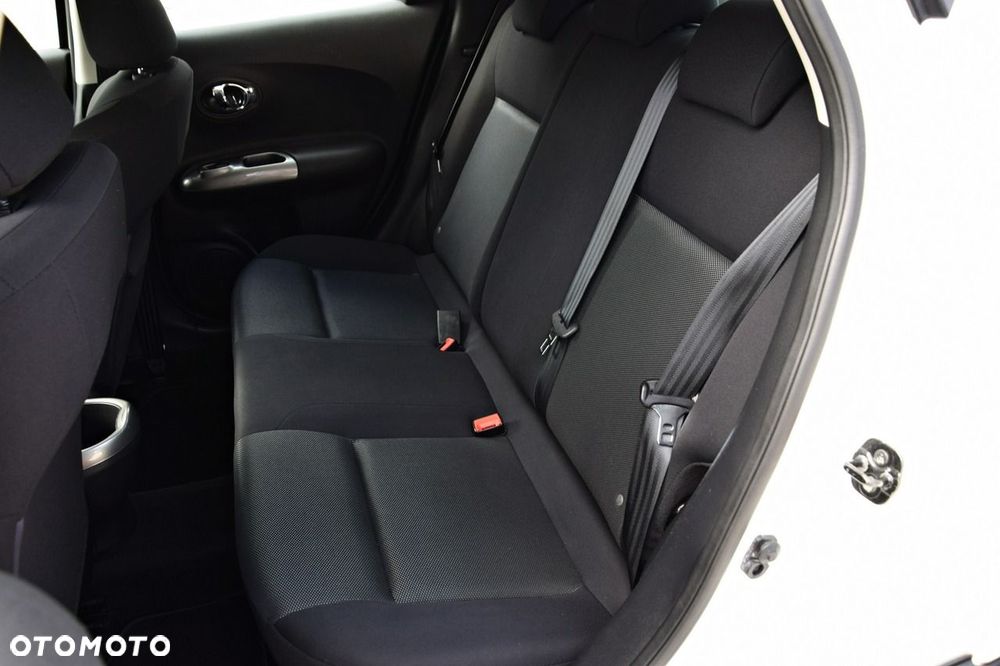 Nissan Juke 1.6 Visia - 32