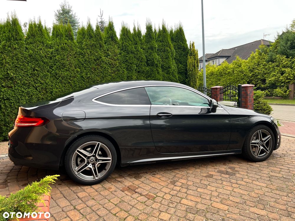 Mercedes-Benz Klasa C 220 d 4MATIC 9G-TRONIC - 4