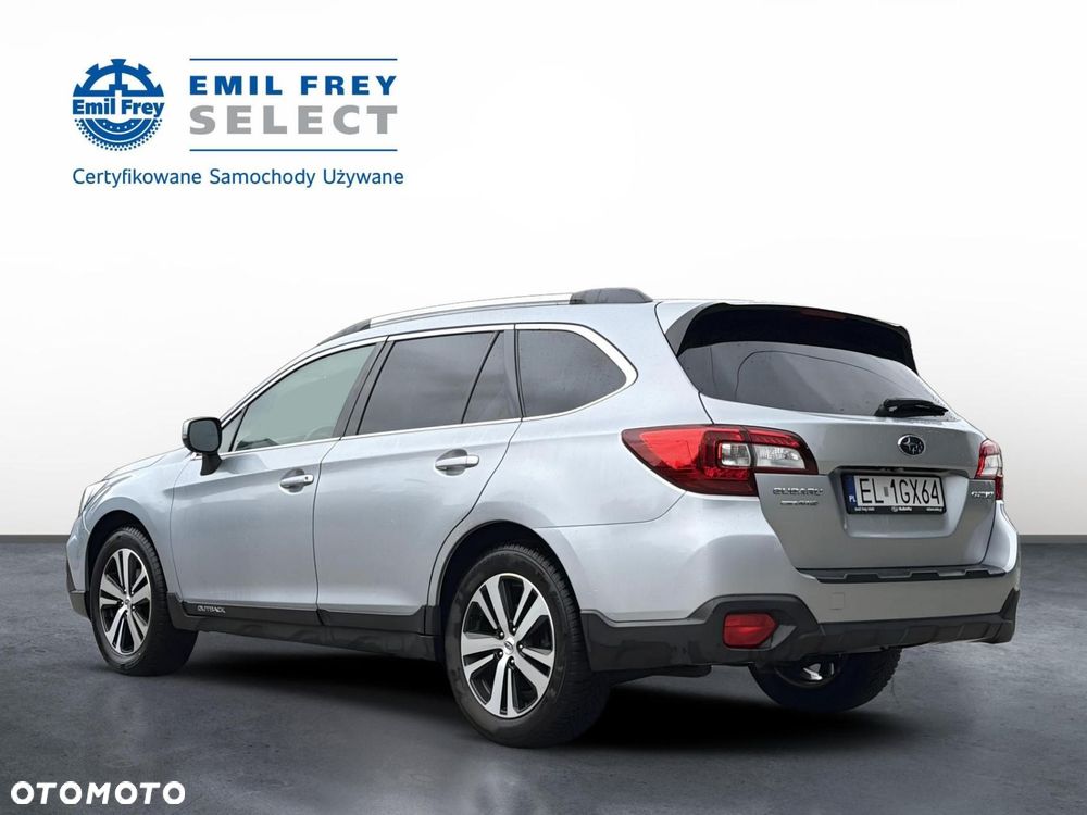 Subaru Outback - 3