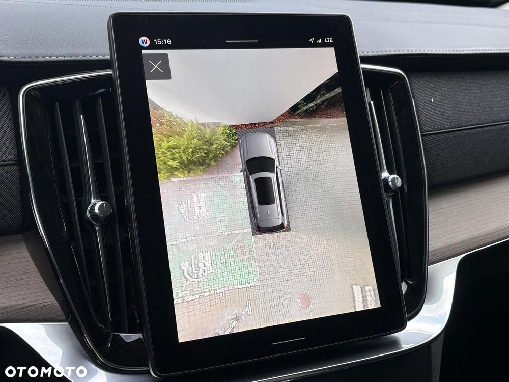 Volvo XC 90 - 26
