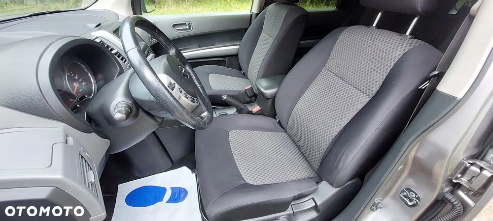 Nissan X-Trail - 28