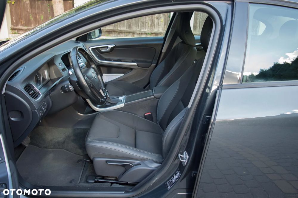 Volvo S60 D3 Geartronic Business Edition - 15