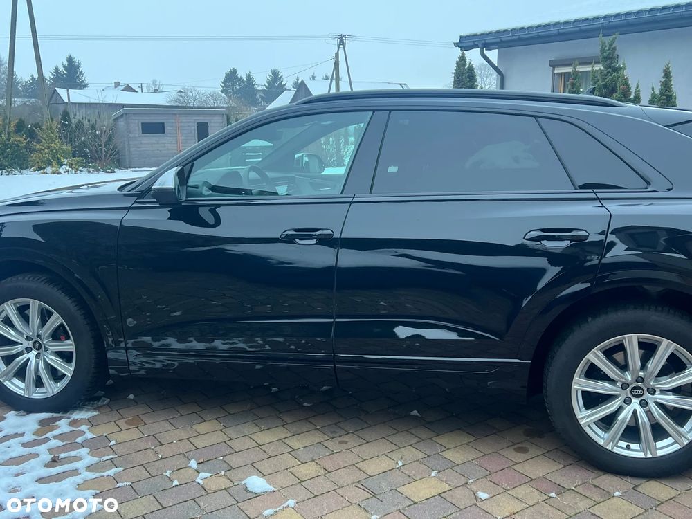 Audi SQ8 - 9
