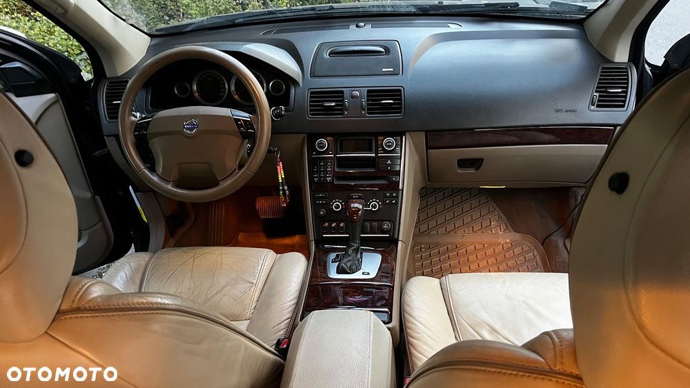 Volvo XC 90 4.4 V8 Executive - 9