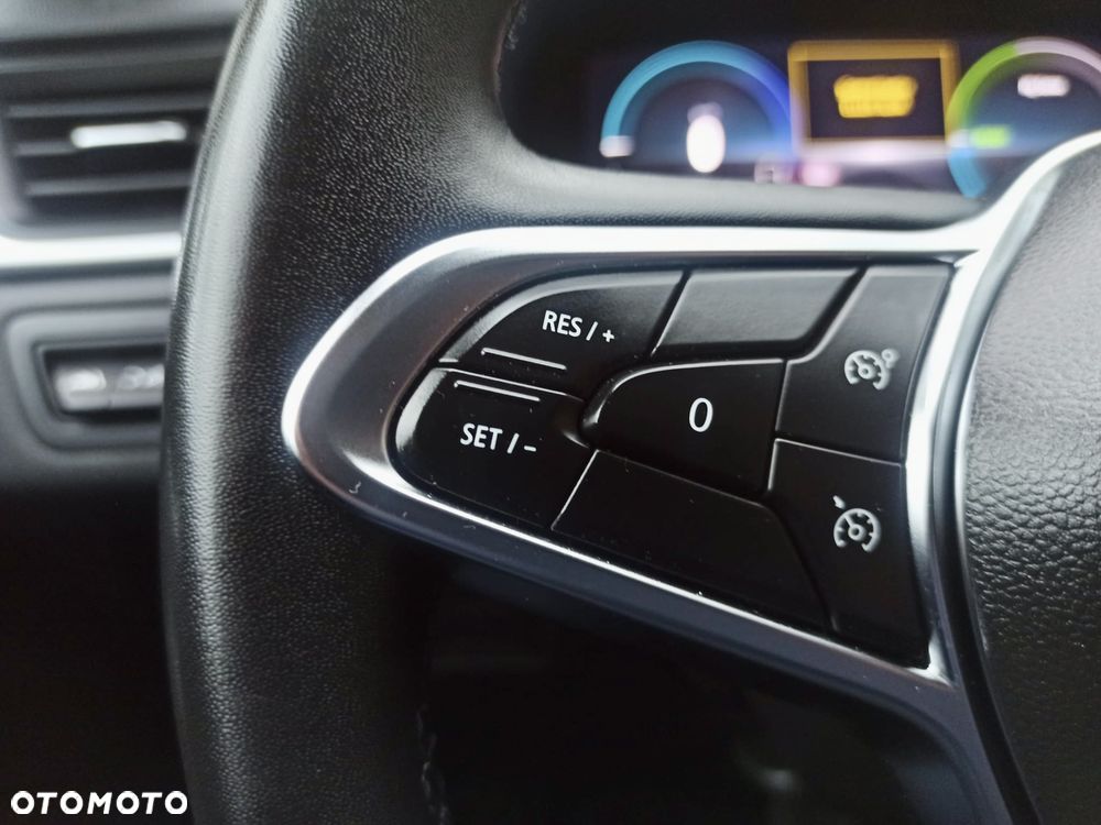 Renault Captur 1.6 E-TECH Plug-In Intens - 19