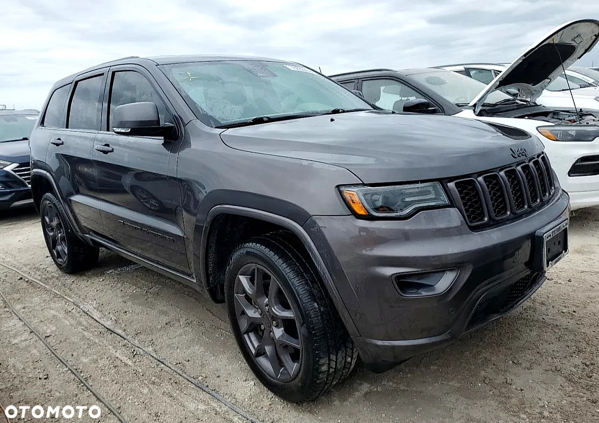 Jeep Grand Cherokee - 6