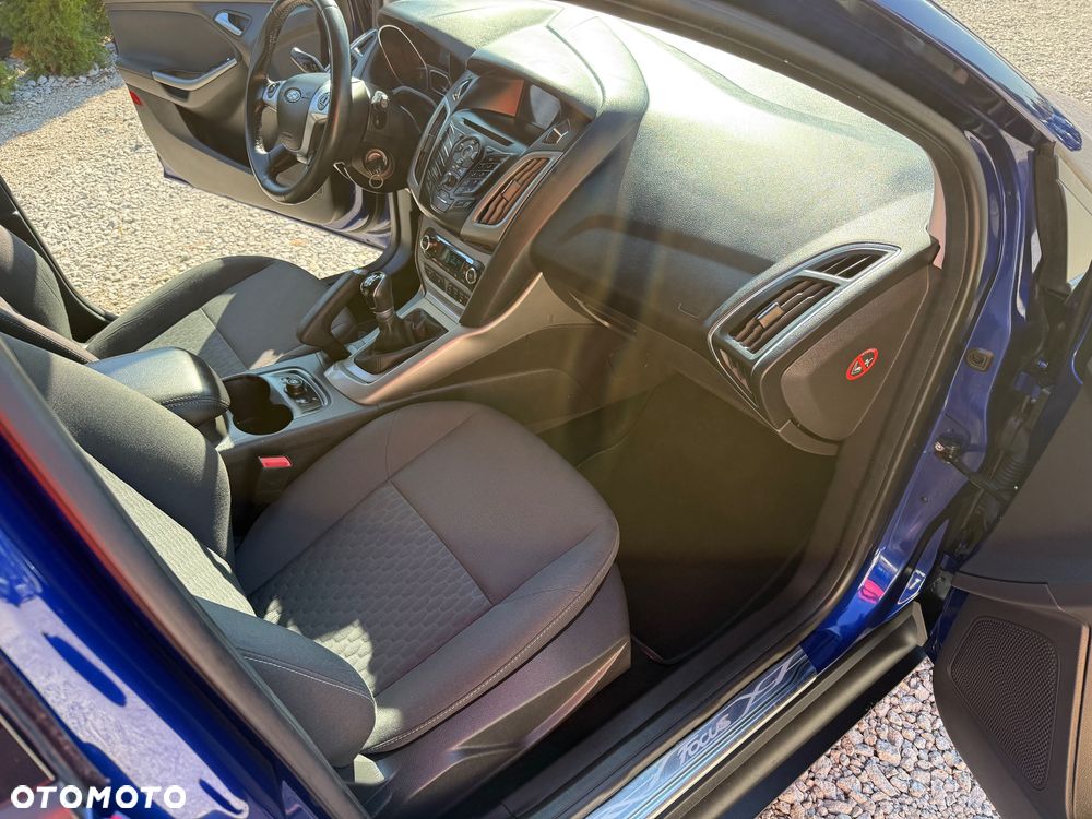 Ford Focus - 21