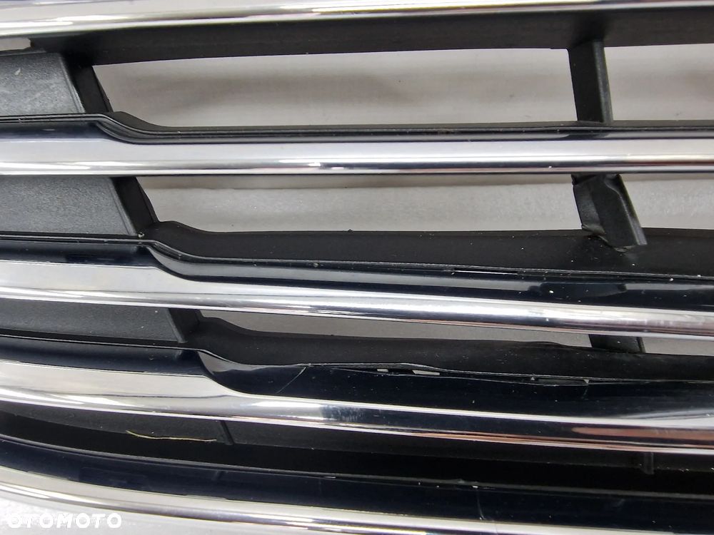 FORD FOCUS MK3 LIFT 14- ATRAPA PRZEDNIA PRZÓD / GRILL , NR F1EB-8C436-A , NR AUKCJI K347 - 8