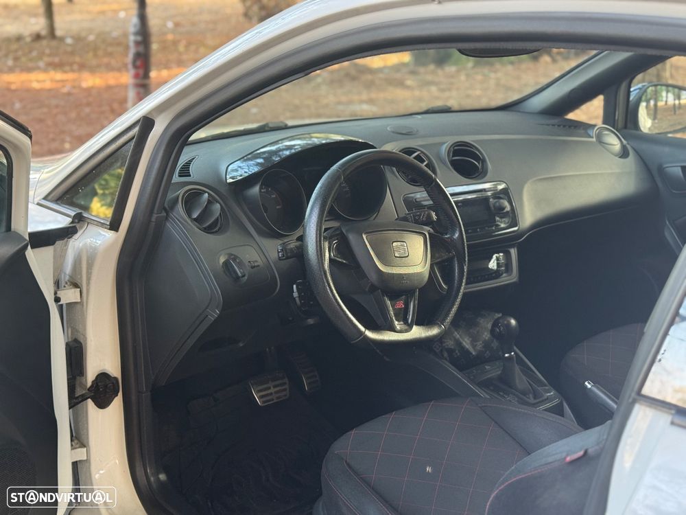 SEAT Ibiza SC 1.4 TSI Cupra BocaNegra DSG - 5