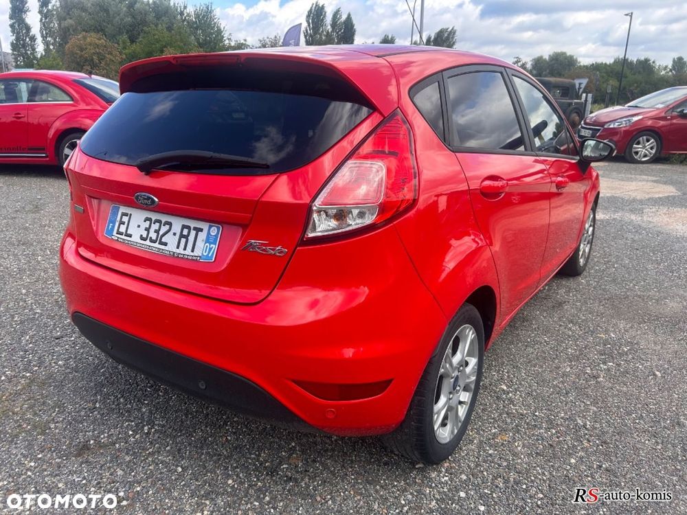 Ford Fiesta - 12