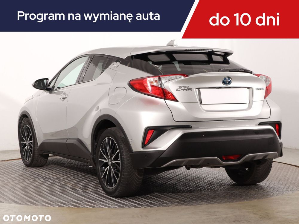 Toyota C-HR - 6