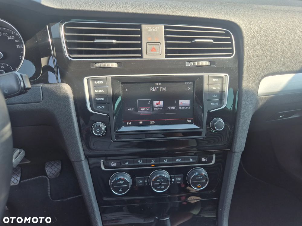 Volkswagen Golf 1.4 TSI BlueMotion Technology Cup - 16